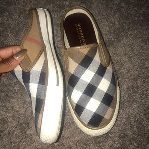 BURBERRY CANVAS SLIP ONS